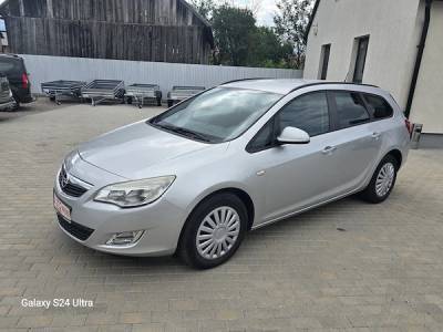 Opel astra j, 1686 cmc, 110 cp euro 5, diesel