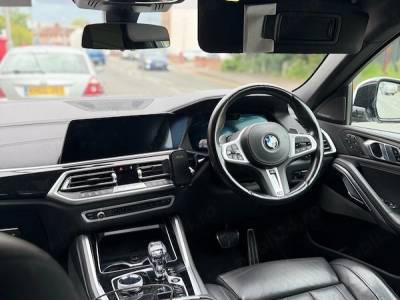 BMW X6 2022 Volan dreapta