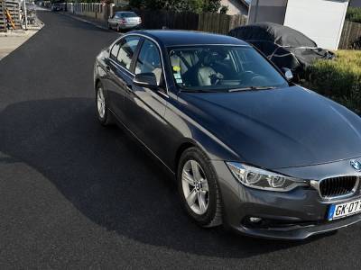 BMW 320d F30 EfficientDynamics | 09 2015 | Automat | 11.000 FIX