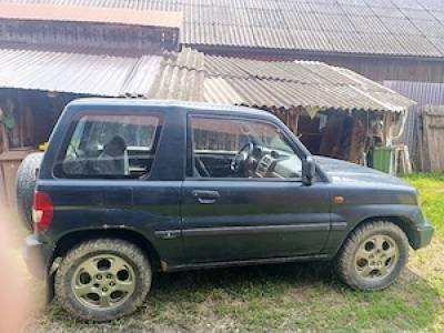 Mitsubishi pinin 1,800