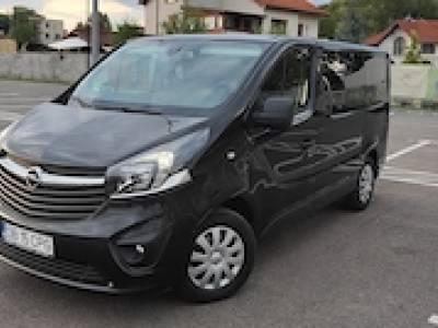 Vand Opel Vivaro 9 locuri. 1.6 biturbo euro 6
