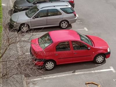 V&acirc;nd Dacia Logan 1.4 MPI, AC pret 2100 euro