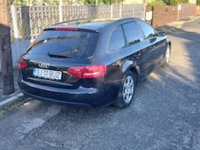 Vând Audi A4 B8