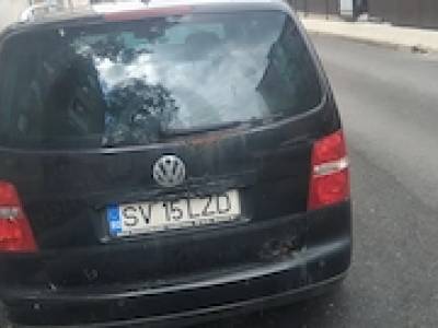 Vand turan volkswagen 5 locuri dizel motor 19  la pretu 1200 euro necesita unele investiti sau pentr