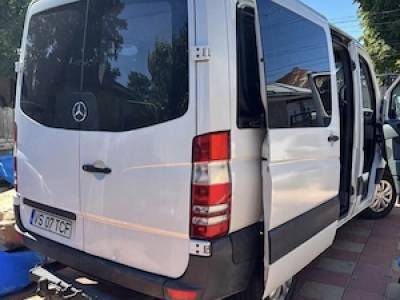 Mercedes sprinter 2.2 cdi 8+1 locuri