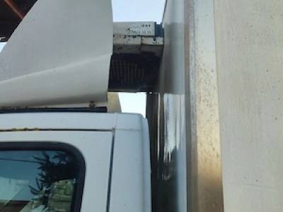 Vând Renault master an fabricație 2008 frigorifica ,frigul funcționează,bena are 3.8m