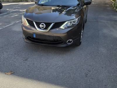 Vând Nissan Qashqai J11 1.6 DCI X-Tronic  TEKNA