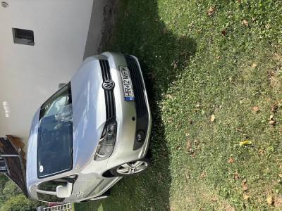 V&acirc;nd VW Caddy 1.6 TDI An 2012 Automată (Problemă Cutie Pentru Reparație)