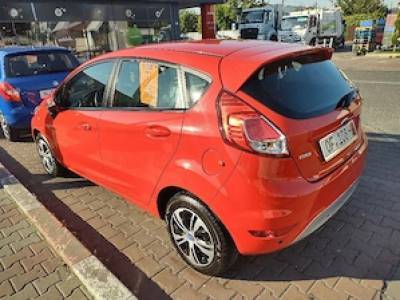 Ford fiesta benzina 1 0 EURO 5