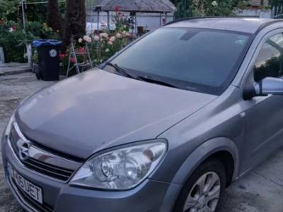 Opel Astra H 2008