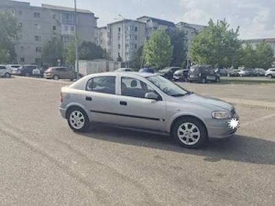 Opel Astra 1.6 8" Valve Benzina