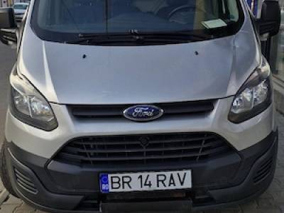 vand sau schimb cu turism Ford Transit an 2015