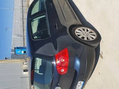 Vand golf 5 , 1.6 fsi ,an 2004