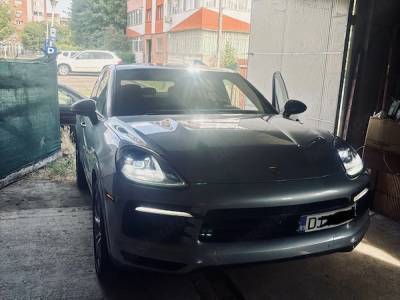 Porsche Cayenne Coupe