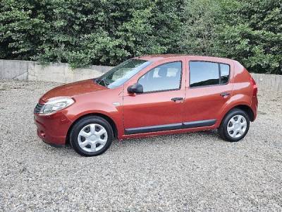 Dacia Sandero 1.4mpi clima,servo