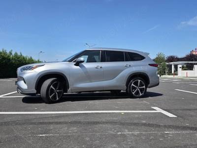 Toyota Highlander 2.5 L 248CP Luxury 7 locuri unic proprietar