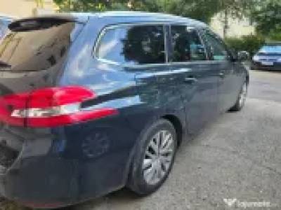 V&acirc;nd Peugeout 308