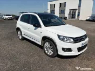 VIND VOLKSWAGEN TIGUAN
