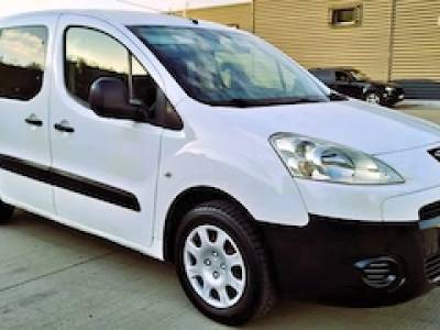 1.6 diesel 2012 cu 5 locuri