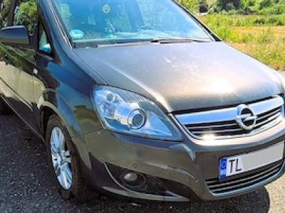 1.7diesel 2013 cu 7 locuri individuale