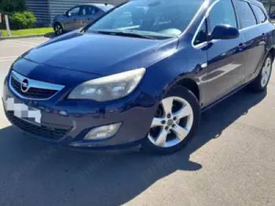 Opel Astra j 1.7diesel an 2012