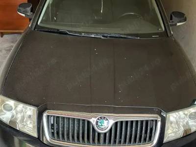 V&acirc;nd Skoda Superb 1,9