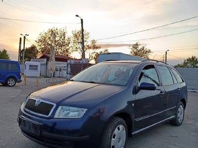V&acirc;nd Skoda Fabia 1.4 benzina 2004