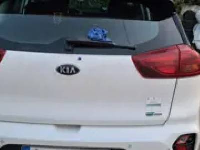 Vând kia niro hibrid
