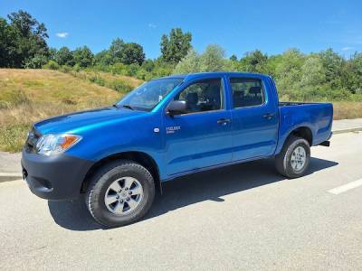 Toyota Hilux 2.5 123 000 km 4x4 LSD