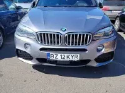 V&acirc;nd BMW X5 2018 Plug-in Hybrid xDrive Pachet M Trapă Tablete spate Soft Close