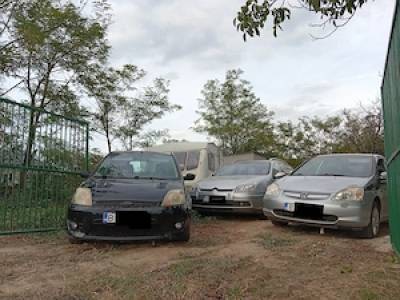 Vând sau schimb auto și rulota