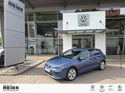 NOU Volkswagen Golf VIII Life 1.5eTSI DSG AHK Kamera ACC Parkh.