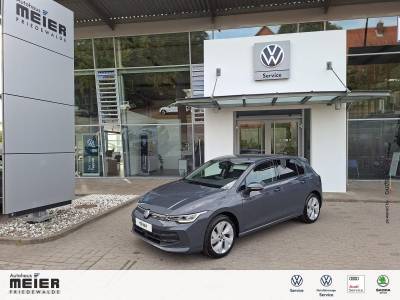 NOU Volkswagen Golf VIII Life 1.5eTSI DSG AHK Kamera Parkh. ACC