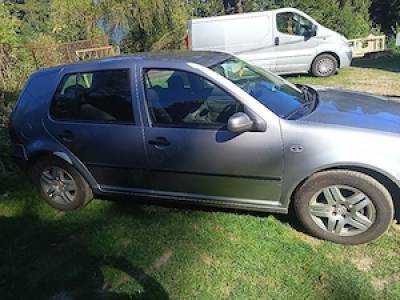 vand vw golf 4 -  650 euro