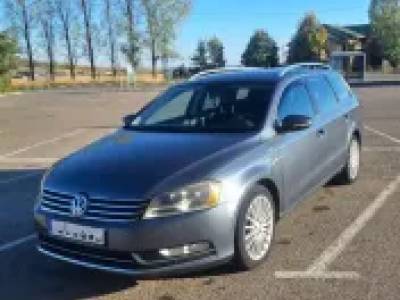 VW Passat B7 Variant 2.0 TDI DSG Highline - Carte Service &amp; Facturi