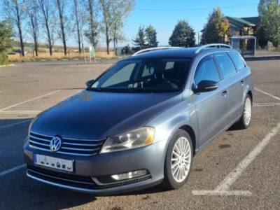 VW Passat B7 Variant 2.0 TDI DSG Highline - Carte Service &amp; Facturi
