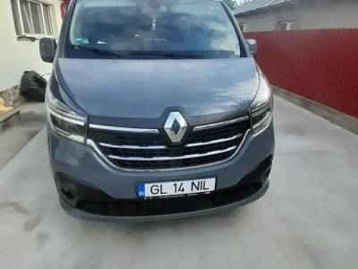 de vinzare renault trafic an 2019.2.0....150000km reali