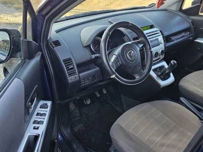 Mazda 5 cu 7 locuri